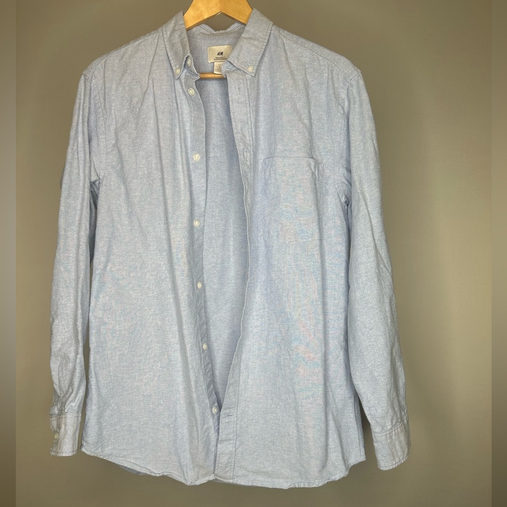 H&M blue button shirt